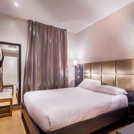 Hotel Jenner Párizs Kültér fotó